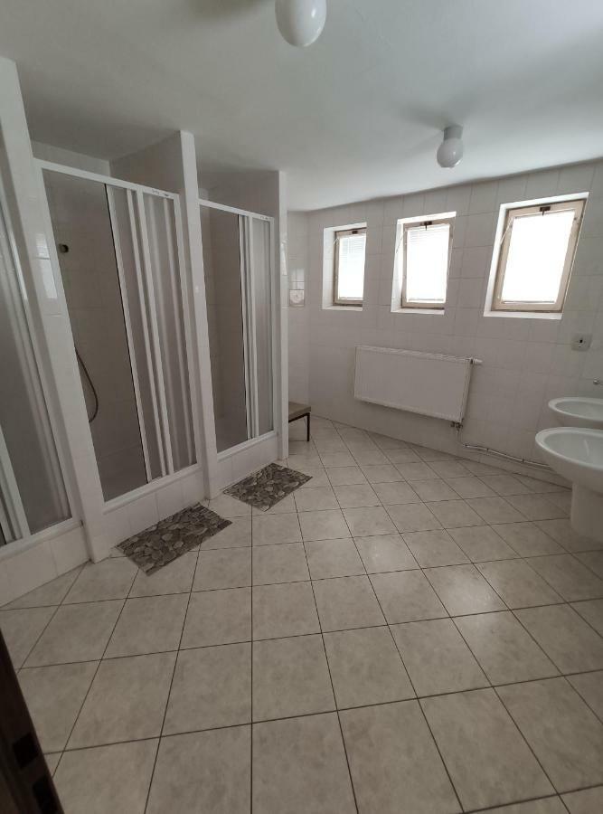Hostel קאספרסקה הורי מראה חיצוני תמונה